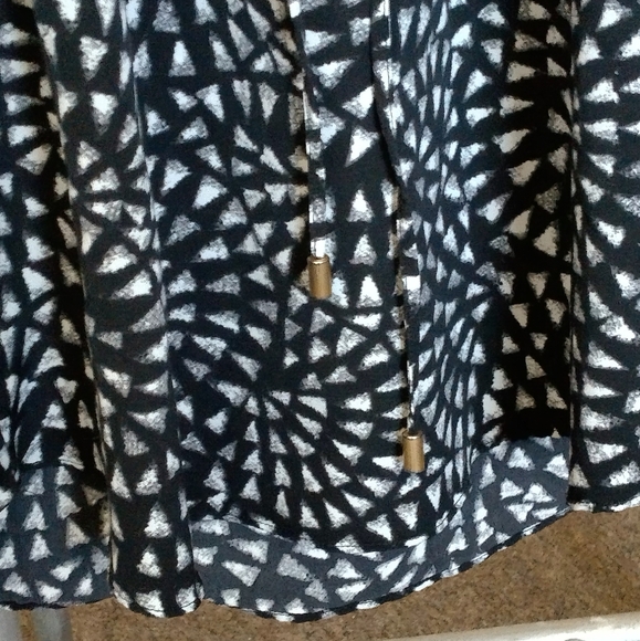 Mossimo Triangle Geometric Pattern Dress Size S - Picture 2 of 12